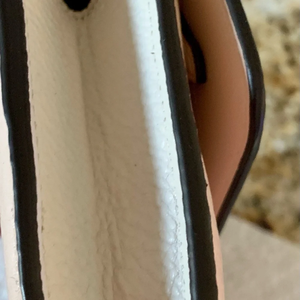 NWOT Marti color block pebbled leather Kate Spade strap inside!